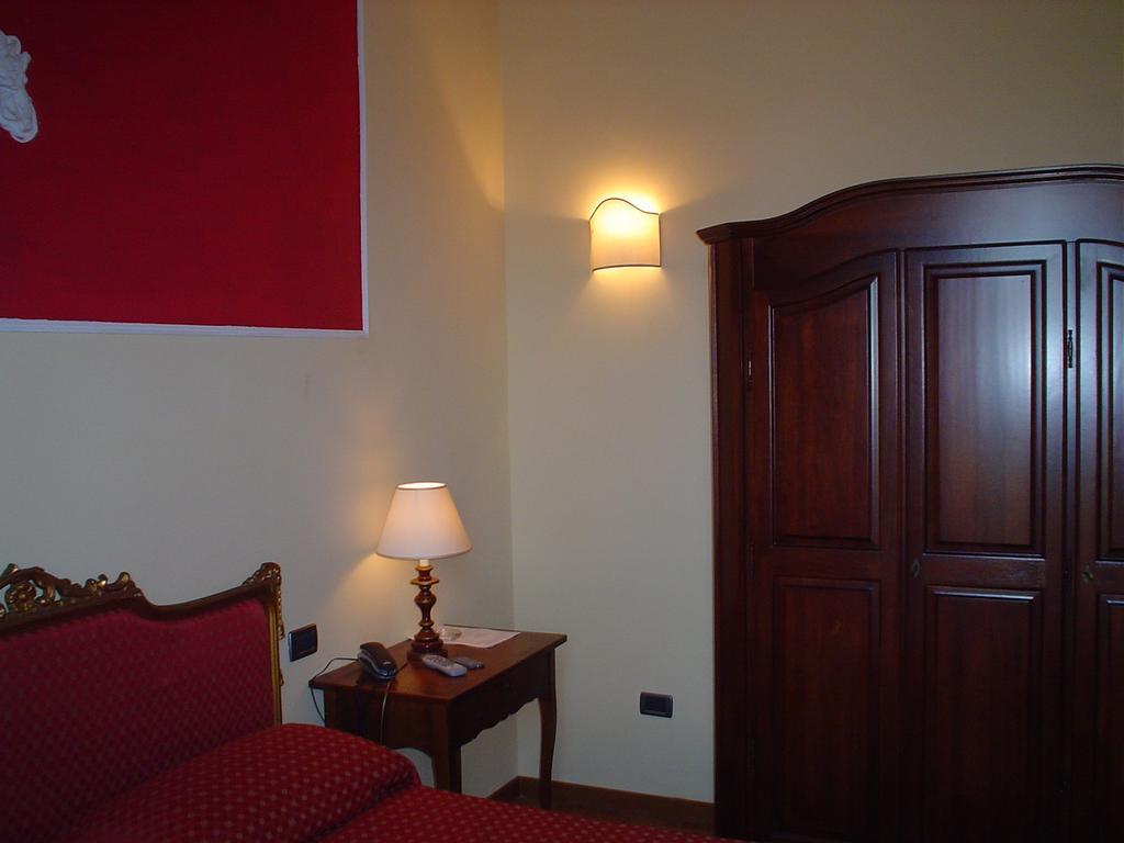 Petit Chateau Montecatini Terme Exteriör bild